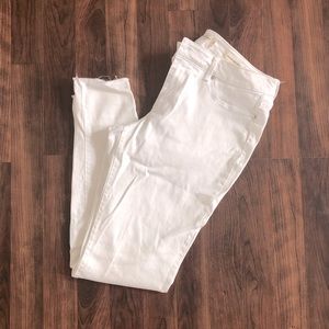 Jessica Simpson “Kiss Me Super Skinny” White Jeans